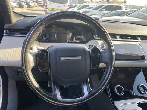 Used 2020 Land Rover Range Rover Velar R-Dynamic S image 12