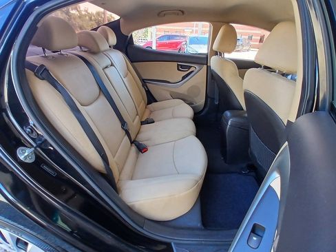 Used 2012 Hyundai Elantra GLS w/ Comfort Pkg 2 FWD image 10
