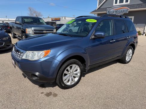 Used 2011 Subaru Forester 2.5X Premium w/ All-Weather Pkg image 1
