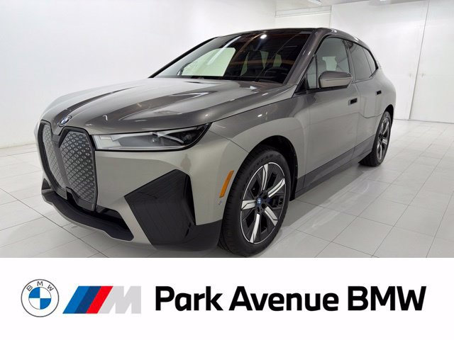 Certified 2024 BMW iX xDrive50 w/ Sport Package AWD/4WD image 1