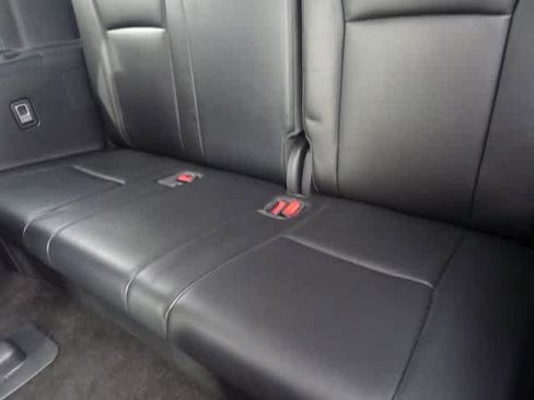 Used 2023 Toyota Highlander XLE FWD image 7