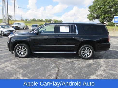 Used 2020 GMC Yukon XL Denali image 2