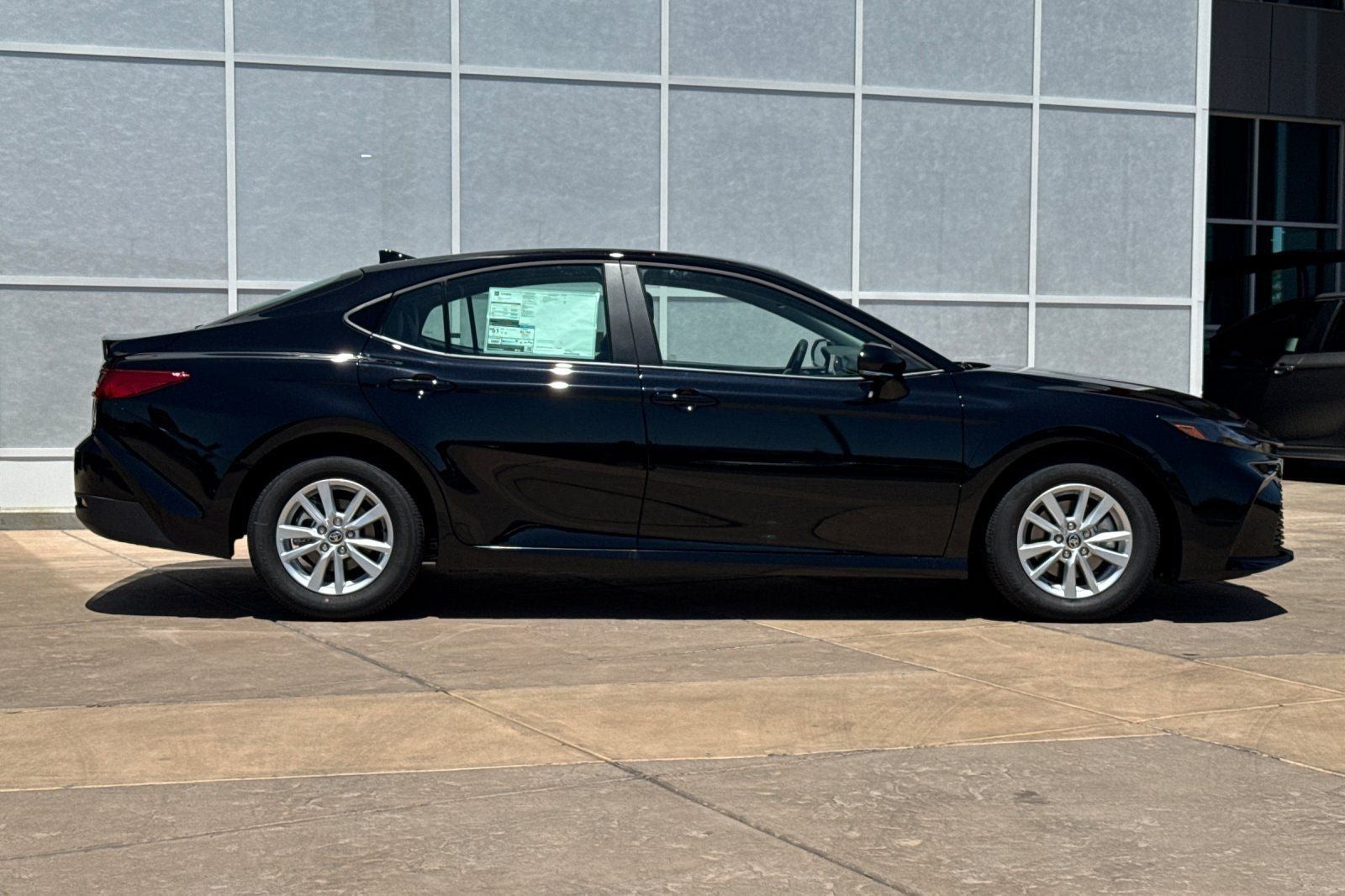 New 2026 Toyota Camry LE w/ Convenience Package FWD image 3