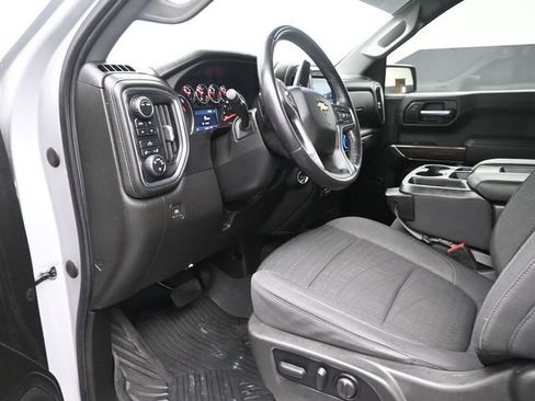 Used 2022 Chevrolet Silverado 1500 LT image 7