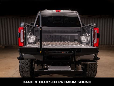 Used 2026 Ford F250 Platinum AWD/4WD image 8