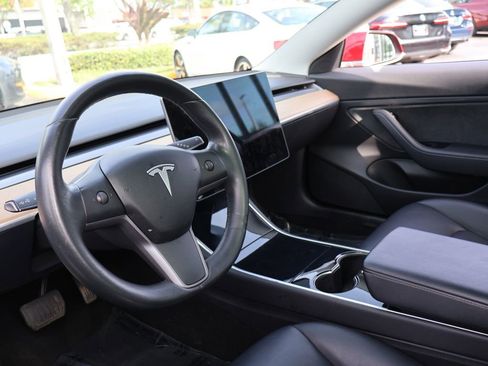 Used 2018 Tesla Model 3 Long Range AWD/4WD image 27