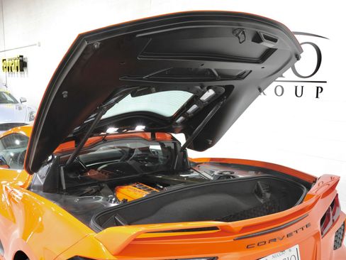 Used 2021 Chevrolet Corvette Stingray Premium Cpe w/ Z51 Performance Package image 49