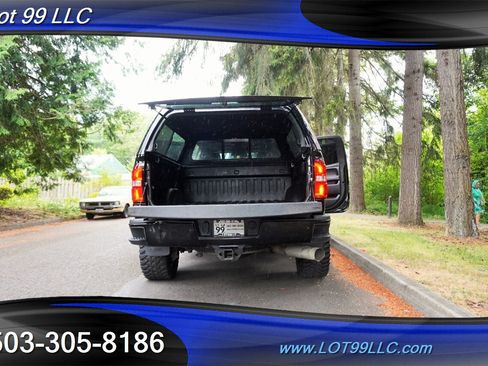 Used 2015 GMC Sierra 2500 Denali w/ Duramax Plus Package AWD/4WD image 31