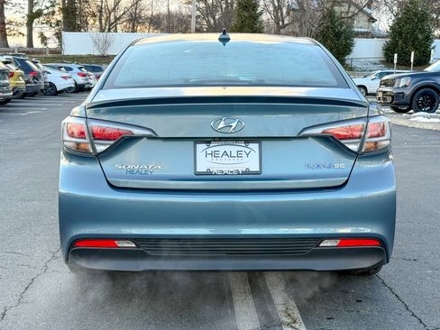 Used 2016 Hyundai Sonata SE image 4
