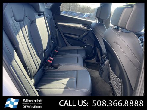 Used 2025 Audi Q5 2.0T Premium image 18