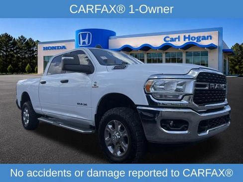 Used 2024 RAM 2500 Big Horn w/ Off Road Package AWD/4WD image 2