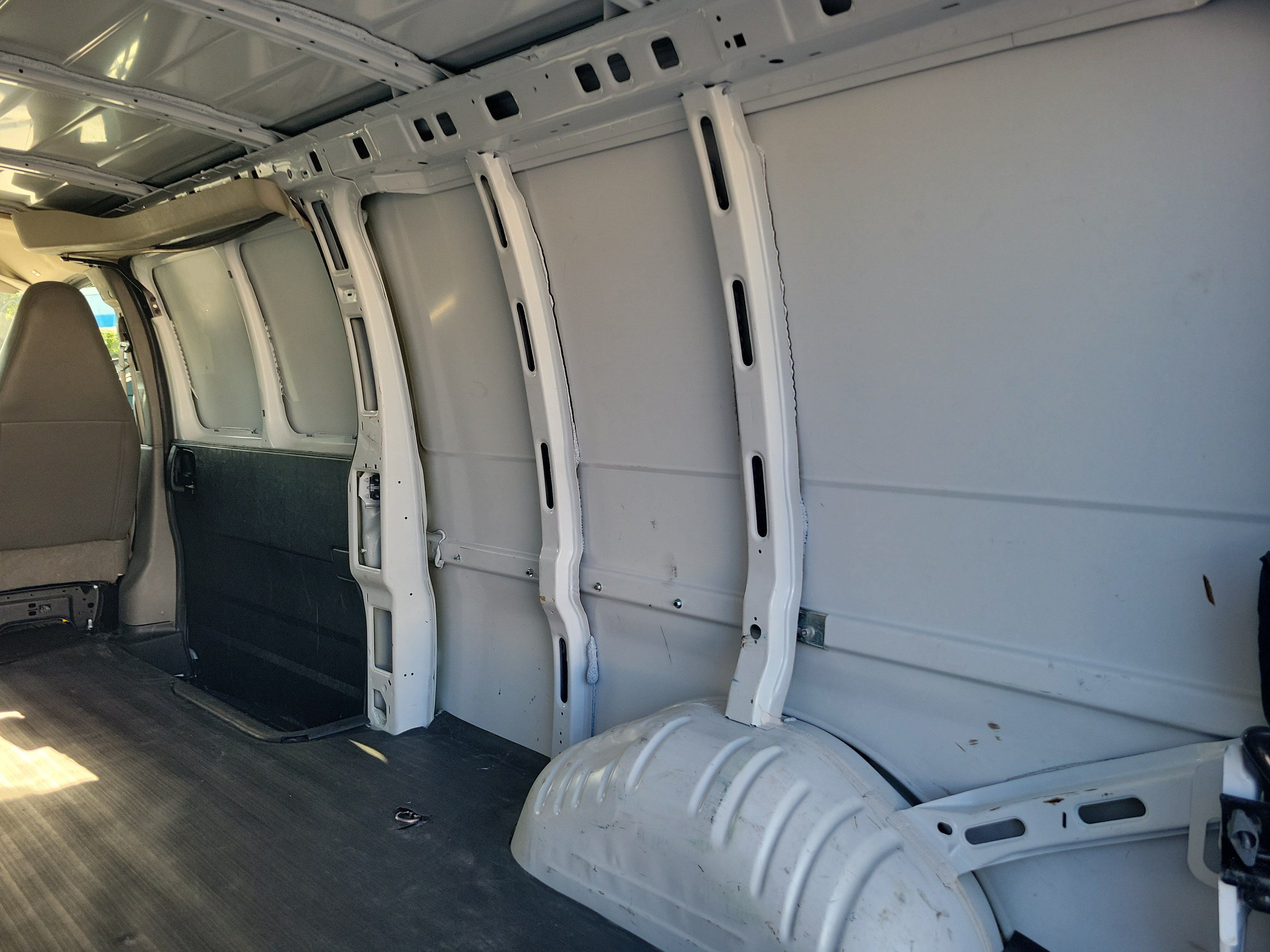 Used 2025 Chevrolet Express 2500 Extended w/ Driver Convenience Package RWD image 7