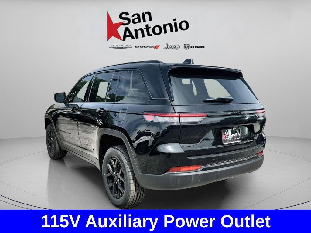 New 2025 Jeep Grand Cherokee Altitude RWD image 11
