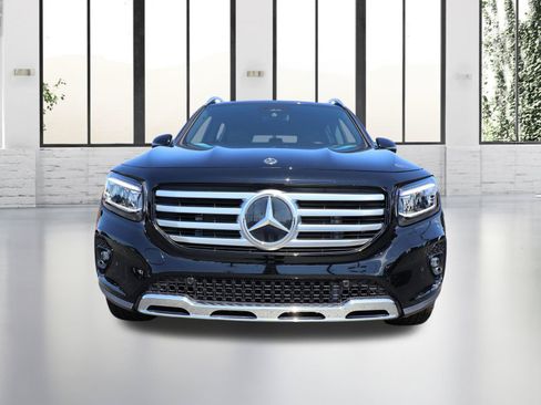 Used 2025 Mercedes-Benz GLB 250 image 8