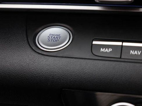 Used 2023 Hyundai Elantra Limited FWD image 34