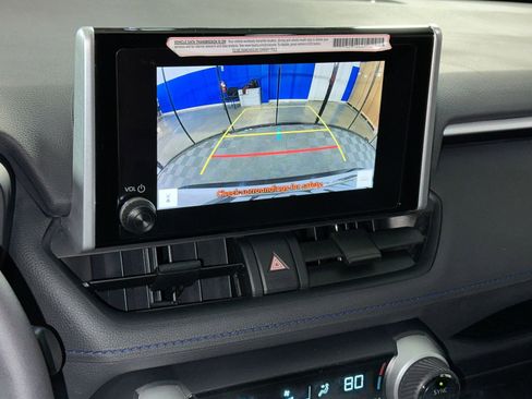 Used 2024 Toyota RAV4 SE image 24