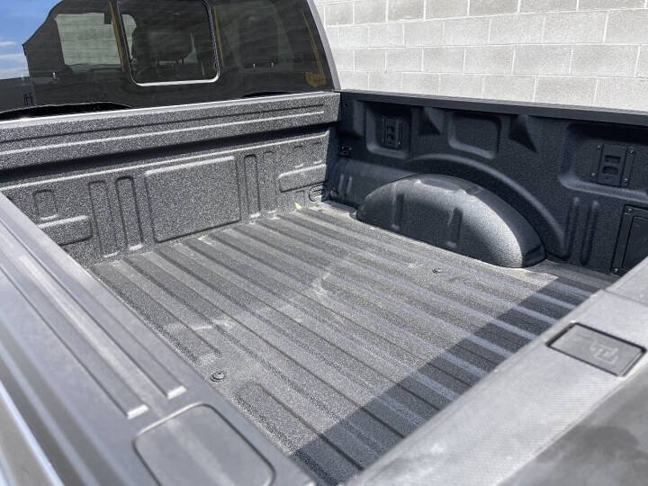 Used 2025 Ford F150 Raptor AWD/4WD image 13