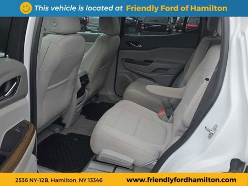 Used 2019 GMC Acadia SLE image 24