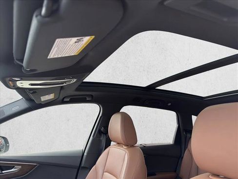 Certified 2025 Audi Q7 2.0T Premium Plus w/ Premium Plus Package image 11