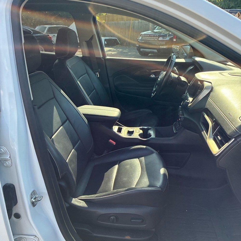 Used 2019 GMC Terrain Denali w/ Advanced Safety Package AWD/4WD image 6