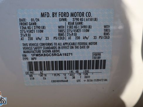 Used 2024 Ford Explorer ST w/ Equipment Group 401A AWD/4WD image 34