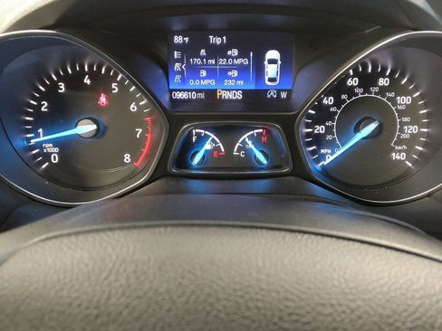 Used 2017 Ford Escape Titanium AWD/4WD image 23