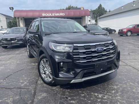 Used 2025 Ford Explorer Active w/ Active Comfort Package AWD/4WD image 1
