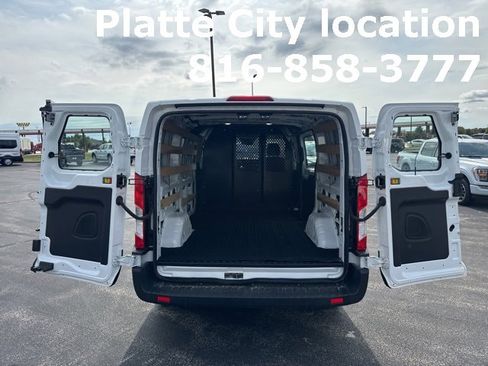 Used 2024 Ford Transit 250 Low Roof w/ Exterior Upgrade Package image 28