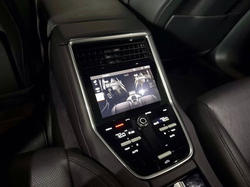 Used 2020 Porsche Panamera 4S AWD/4WD image 16