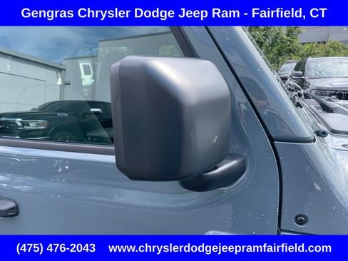 Used 2024 Jeep Wrangler Unlimited w/ Convenience Group AWD/4WD image 16