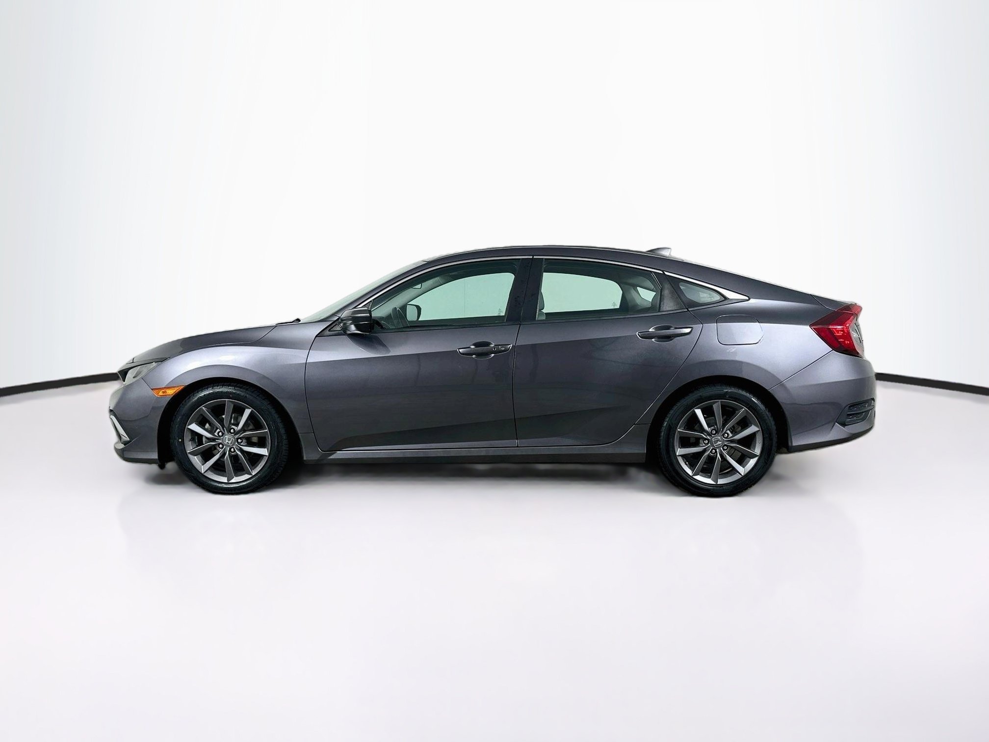 Used 2019 Honda Civic EX image 4