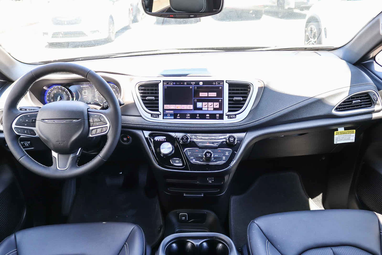 New 2027 Chrysler Pacifica Select FWD image 14