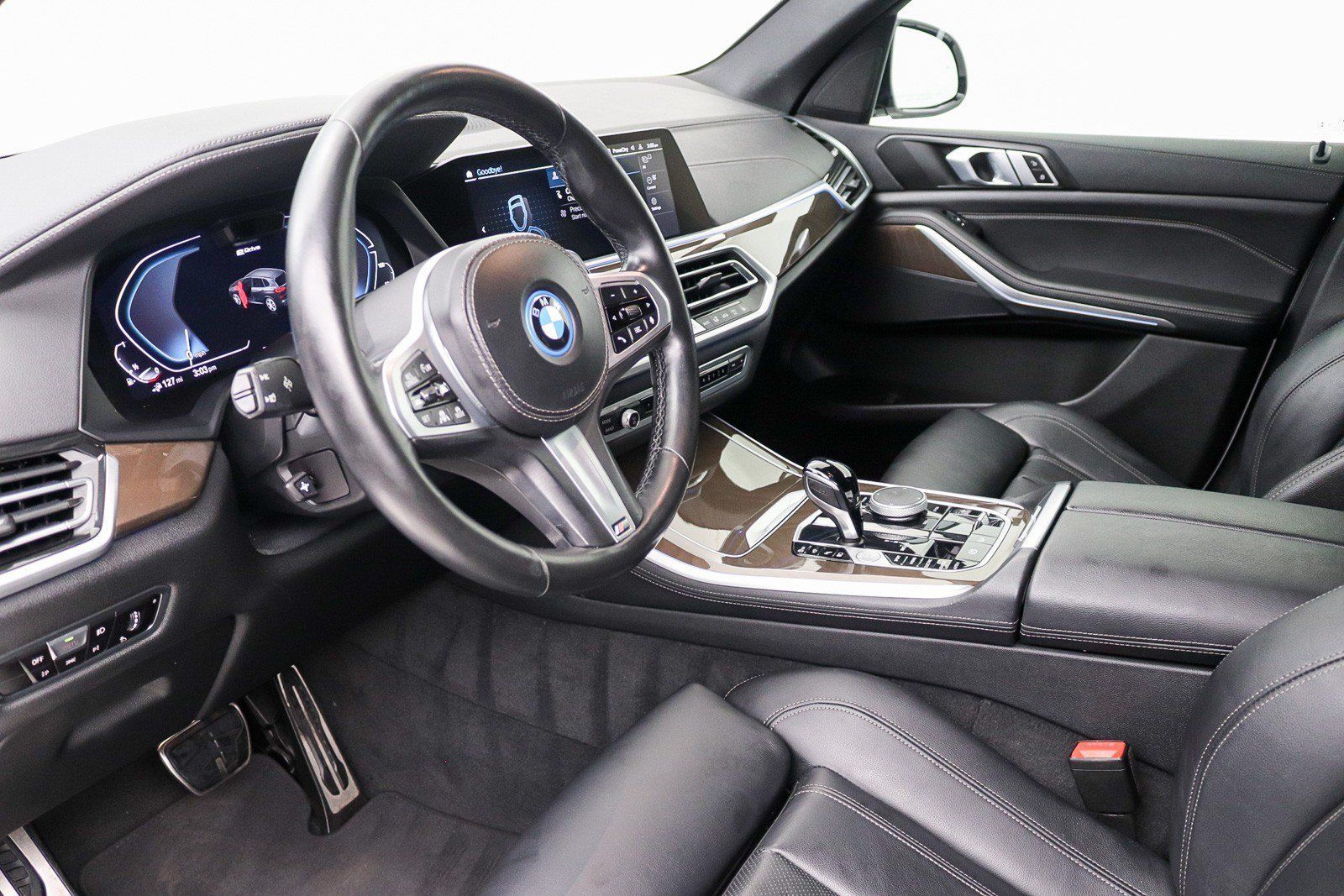 Used 2022 BMW X5 xDrive45e w/ M Sport Package AWD/4WD image 22