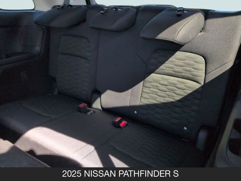 Certified 2025 Nissan Pathfinder S image 23