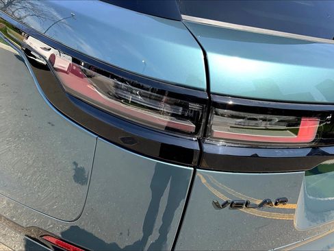 New 2026 Land Rover Range Rover Velar Dynamic SE image 14