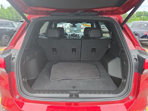 Used 2022 Chevrolet Equinox RS w/ RS Leather Package AWD/4WD image 9