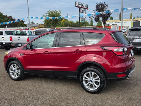 Used 2018 Ford Escape SE AWD/4WD image 29