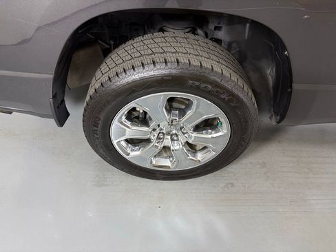 Used 2021 RAM 1500 Big Horn image 9