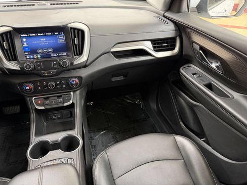 Used 2024 GMC Terrain SLT AWD/4WD image 37