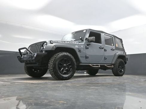 Used 2015 Jeep Wrangler Unlimited Sport AWD/4WD image 43