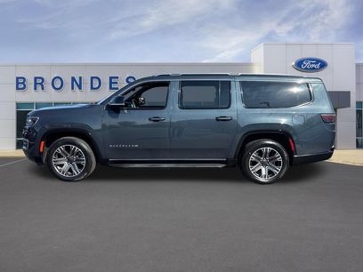 Used 2024 Jeep Wagoneer L Series II w/ Flexible Seating Group