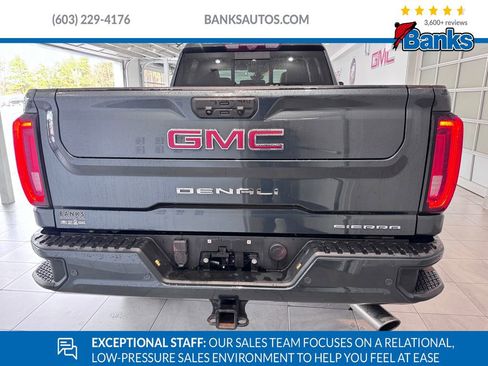 Used 2020 GMC Sierra 3500 Denali w/ Denali Ultimate Package image 7