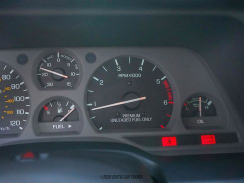 Used 1989 Ford Thunderbird Super image 33