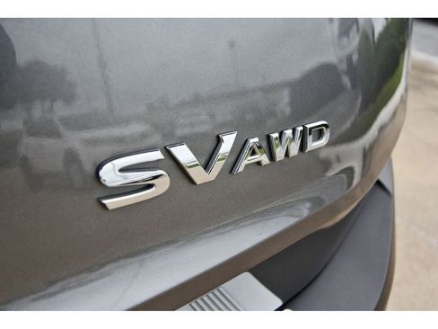 Used 2023 Nissan Rogue SV AWD/4WD image 27