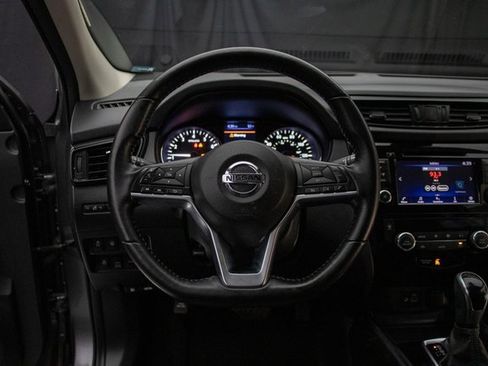 Used 2020 Nissan Rogue Sport SV w/ All-Weather Package image 18