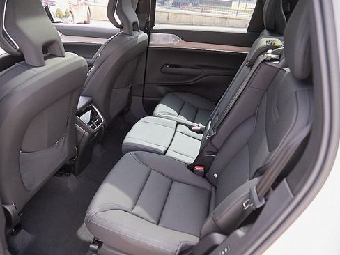 New 2025 Volvo EX90 Ultra image 20