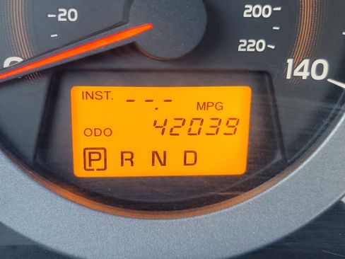 Used 2012 Toyota RAV4 FWD w/ Value Pkg image 16