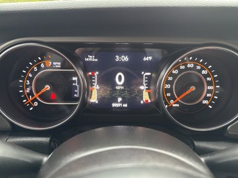 Used 2021 Jeep Gladiator Willys image 19