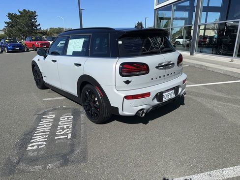 Used 2023 MINI Cooper Clubman John Cooper Works image 3