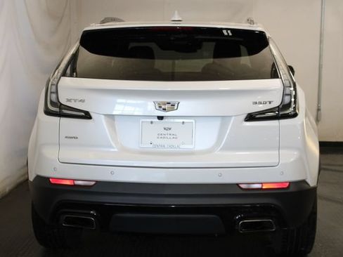 Used 2021 Cadillac XT4 Sport w/ Driver Assist Package AWD/4WD image 5